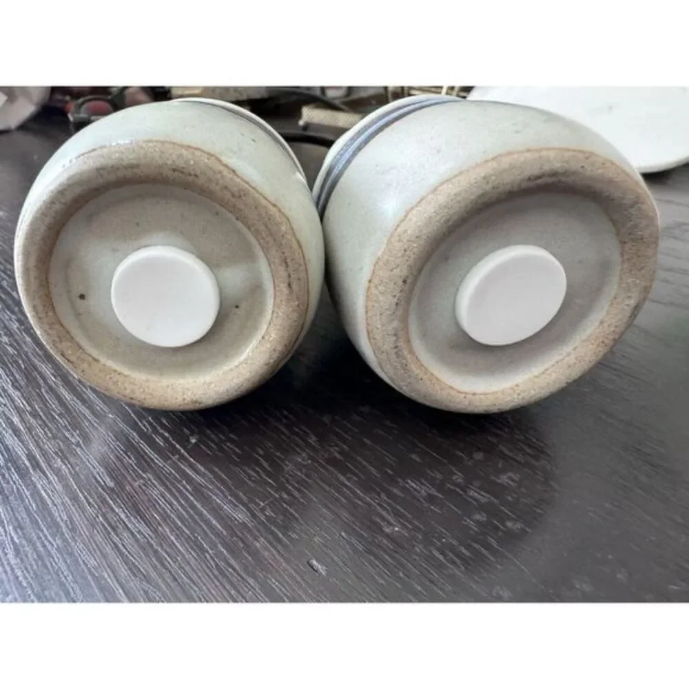 Vintage salt and pepper shakers. 3.25